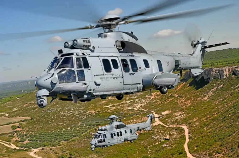 Airbus dostarczył francuskiemu wojsku dwa nowe śmigłowce H225M - Copyright © Anthony Pecchi