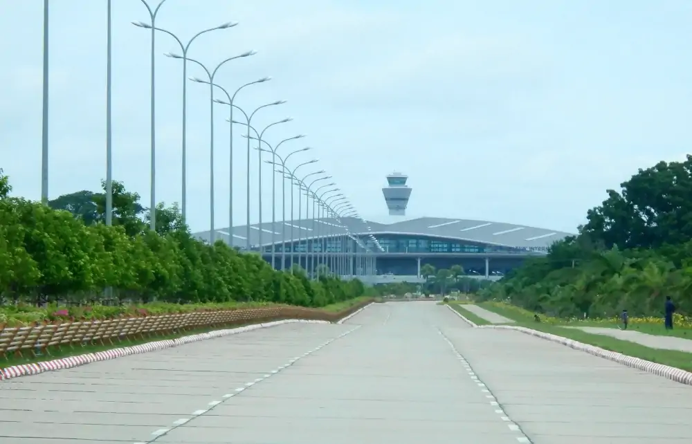 Wieża kontroli ruchu lotniczego w Naypyidaw