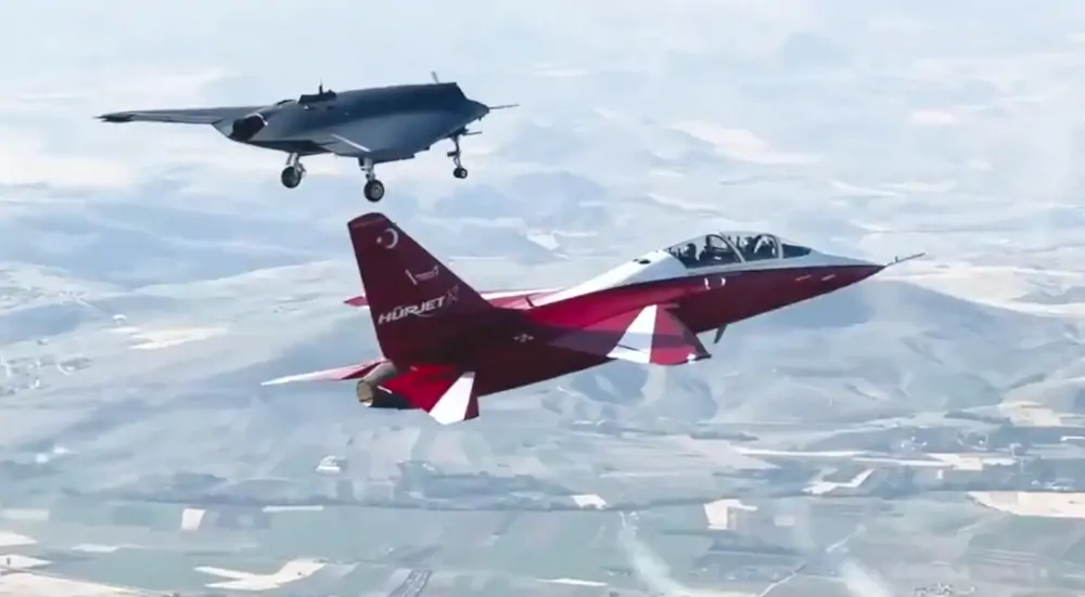 Wspólny lot HÜRJET i ANKA-3