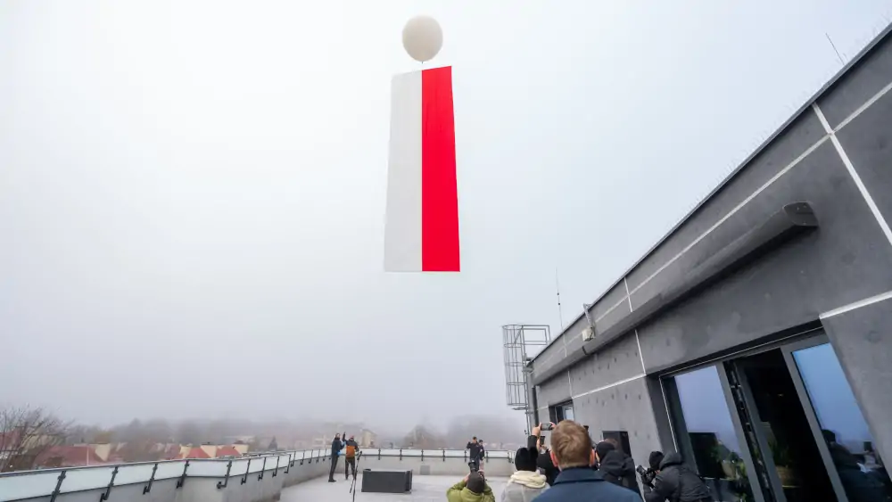 Polska flaga nad PCI Polska flaga nad PCI
