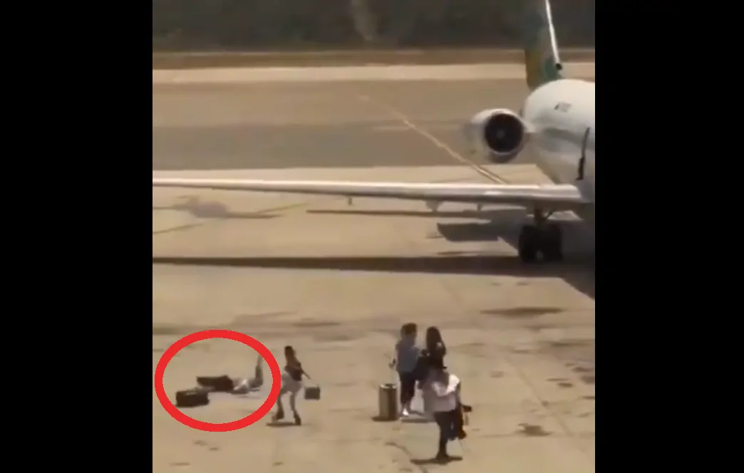 Ewakuacja z pokładu samolotu