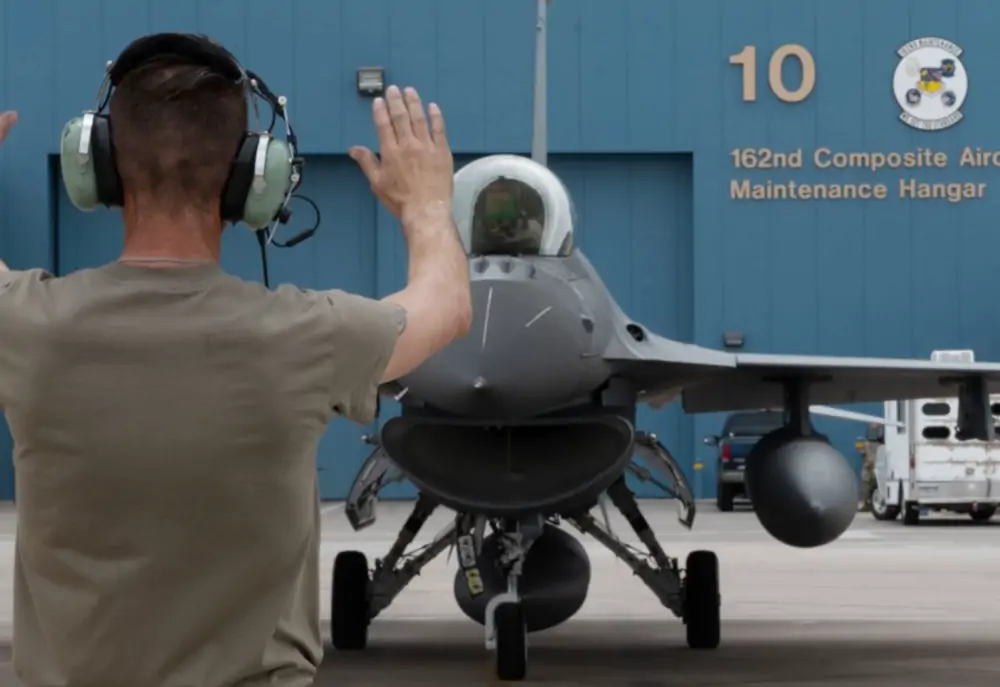 Słowackie F-16 w bazie Gwardii Narodowej Stanów Zjednoczonych
