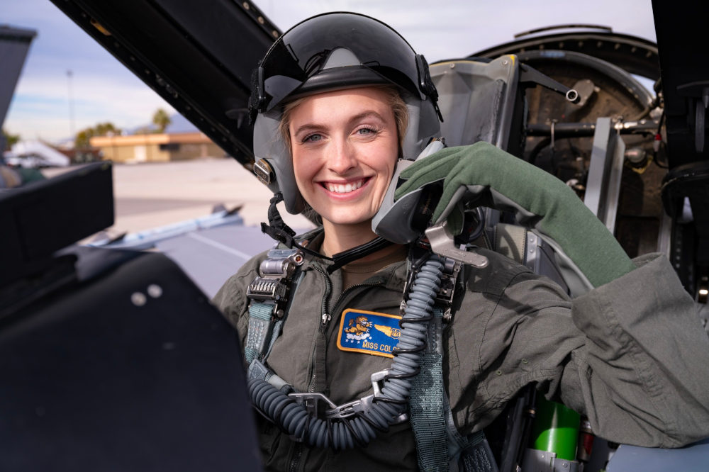 22-letnia pilot myśliwca F-16 - Madison Marsh - została Miss Ameryka 2024 - Źródło zdjęcia: US Air Force