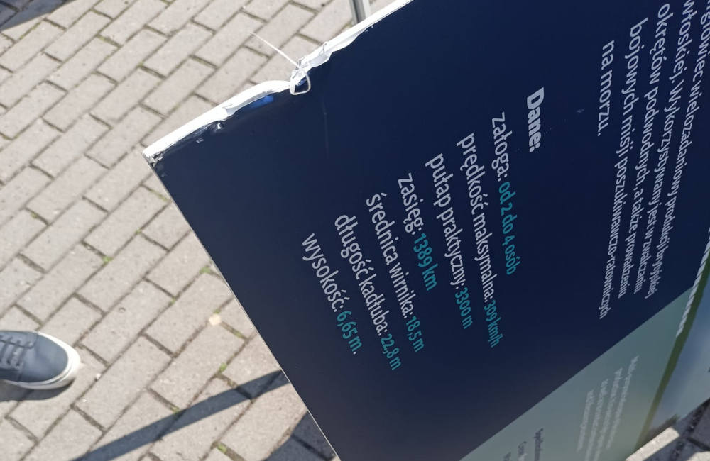 Pierw usiłowanie kradzieży następnie wandalizm